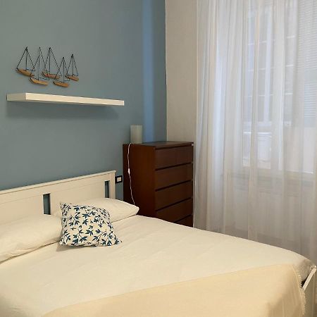 Blue Sea Apartment, Piazza Lavagna Genova Exterior photo
